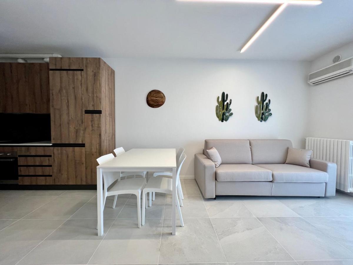 Kristall Lago Residence Ντεζεντσάνο ντελ Γκάρντα Εξωτερικό φωτογραφία
