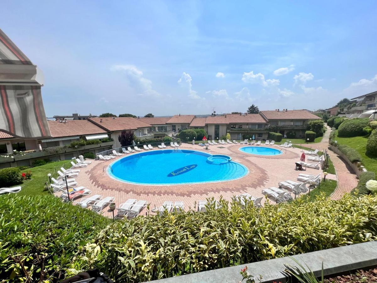 Kristall Lago Residence Ντεζεντσάνο ντελ Γκάρντα Εξωτερικό φωτογραφία