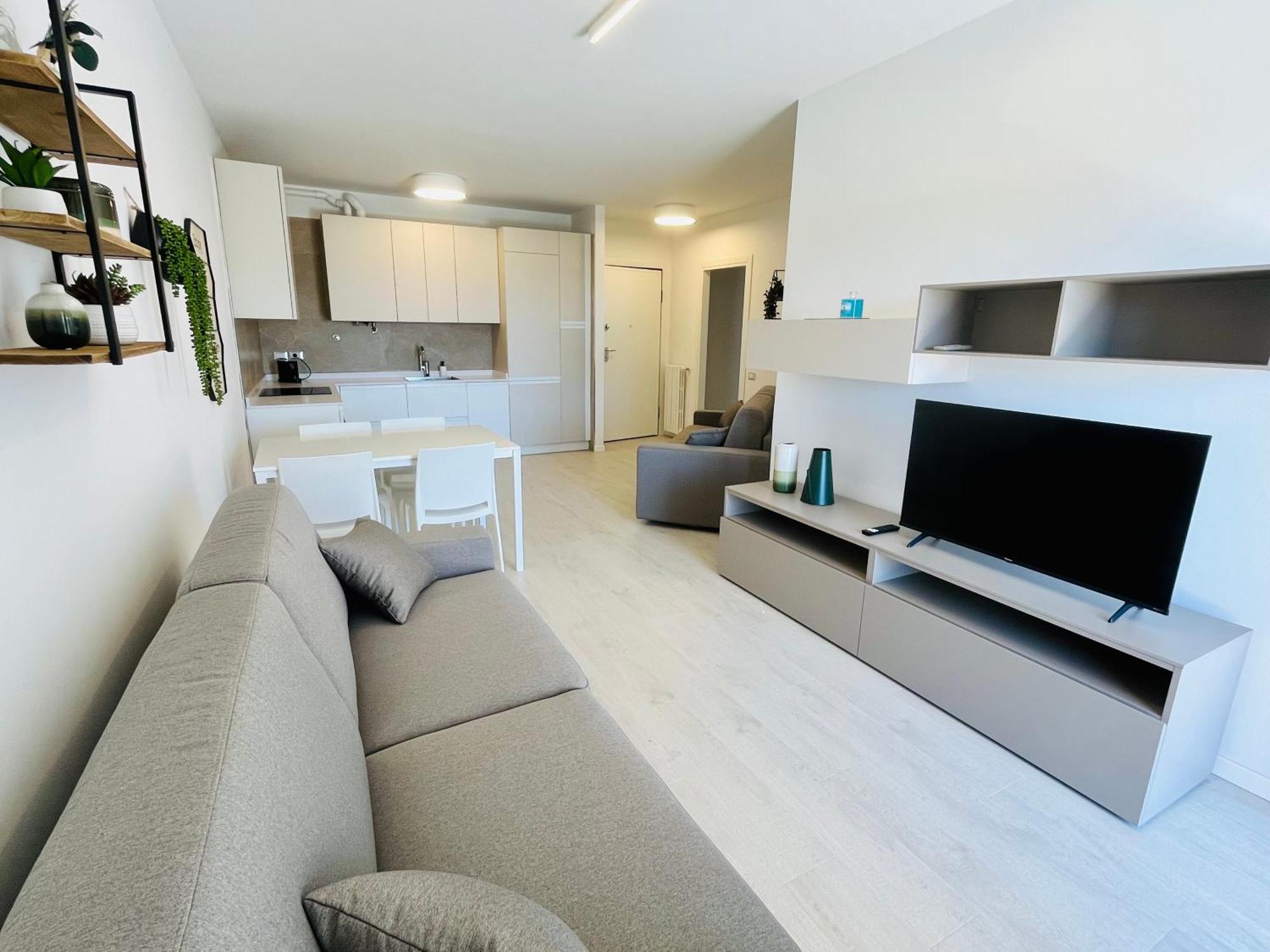 Kristall Lago Residence Ντεζεντσάνο ντελ Γκάρντα Εξωτερικό φωτογραφία